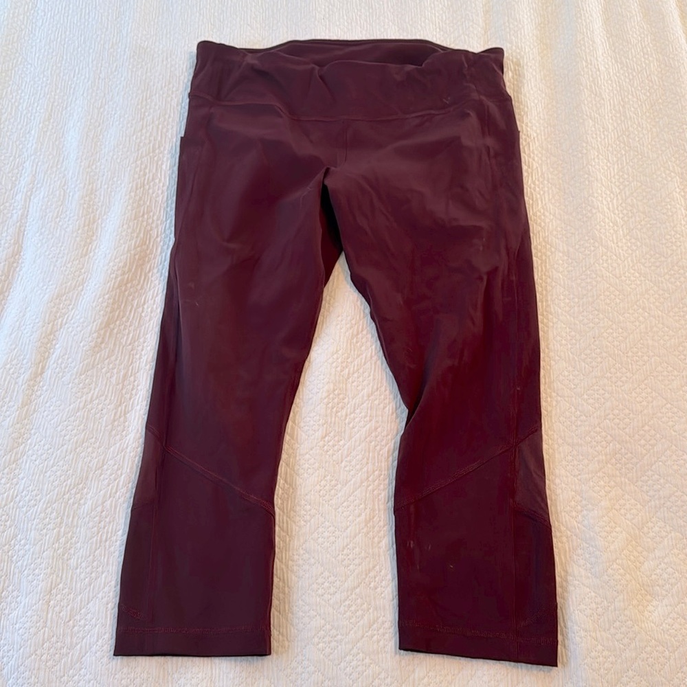 Lululemon like new clad length leggings- 12